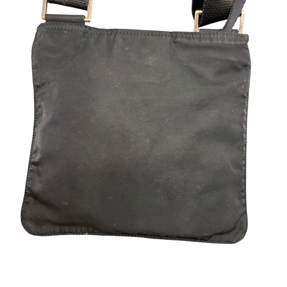 Prada vintage y2k black nylon swing pack crossbody bag - Picture 4 of 9